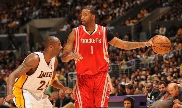 侯森：真不想看到一次次从门里捡球了；我们离不了球迷的支持（侯森：不愿再频繁从网中捞球，我们离不开球迷的支持）